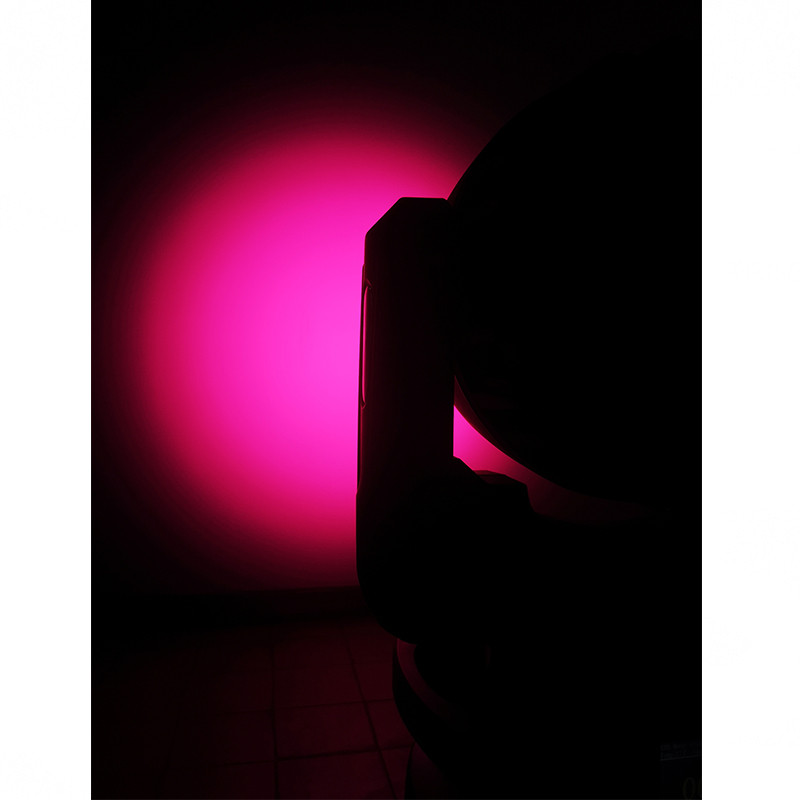 Прожектор полного движения ROSS SPIDER EYE 1240Z RGBW в магазине Music-Hummer