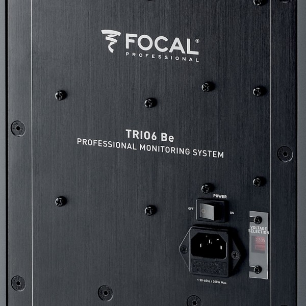 Focal Trio6 Be 3-полосный активный монитор ближнего поля в магазине Music-Hummer