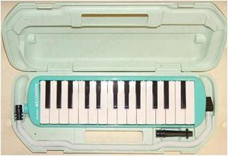 Мелодика духовая клавишная Suzuki MX-27 в магазине Music-Hummer