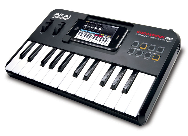MIDI клавиатура AKAI PRO SynthStation25 в магазине Music-Hummer