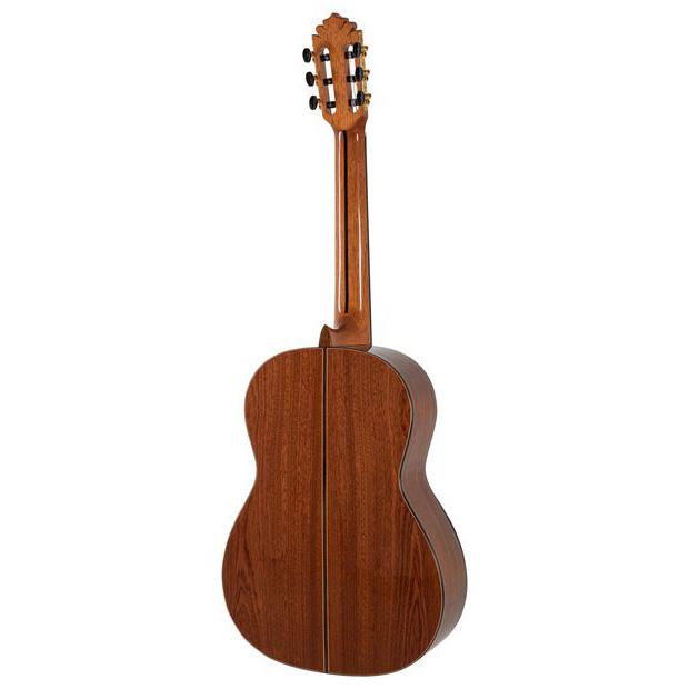 Гитара классическая 4/4 (кедр/красное дерево массив) MANUEL RODRIGUEZ D-C в магазине Music-Hummer