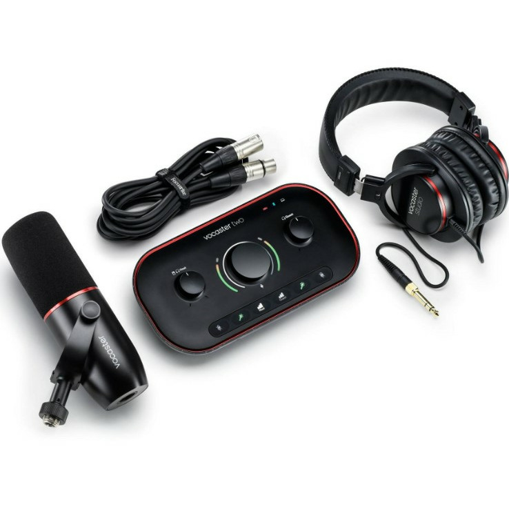 Комплект оборудования для звукозаписи FOCUSRITE Vocaster Two Studio Podcast Set в магазине Music-Hummer