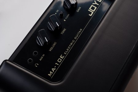 Фото Комбоусилитель для электрогитары Joyo MA-10E