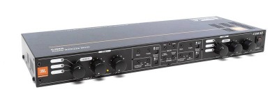 Фото JBL CSM32 Микшер-процессор. 3 стерео, 1 микрофонный вход, 2 стерео выхода, 1 моно выход для УАТС