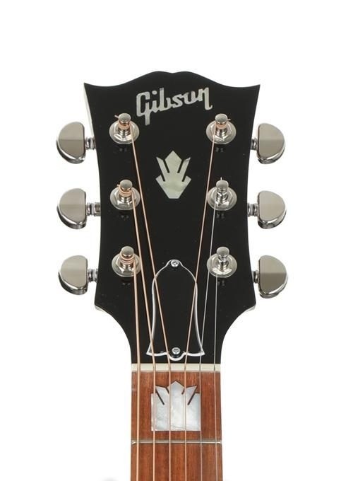 Фото GIBSON 2018 SJ-200 Studio Walnut Burst