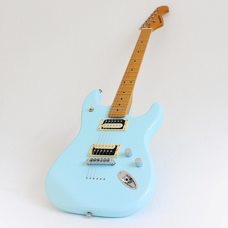 Фото Электрогитара Kononykheen Guitars BREED-54-BL, голубая
