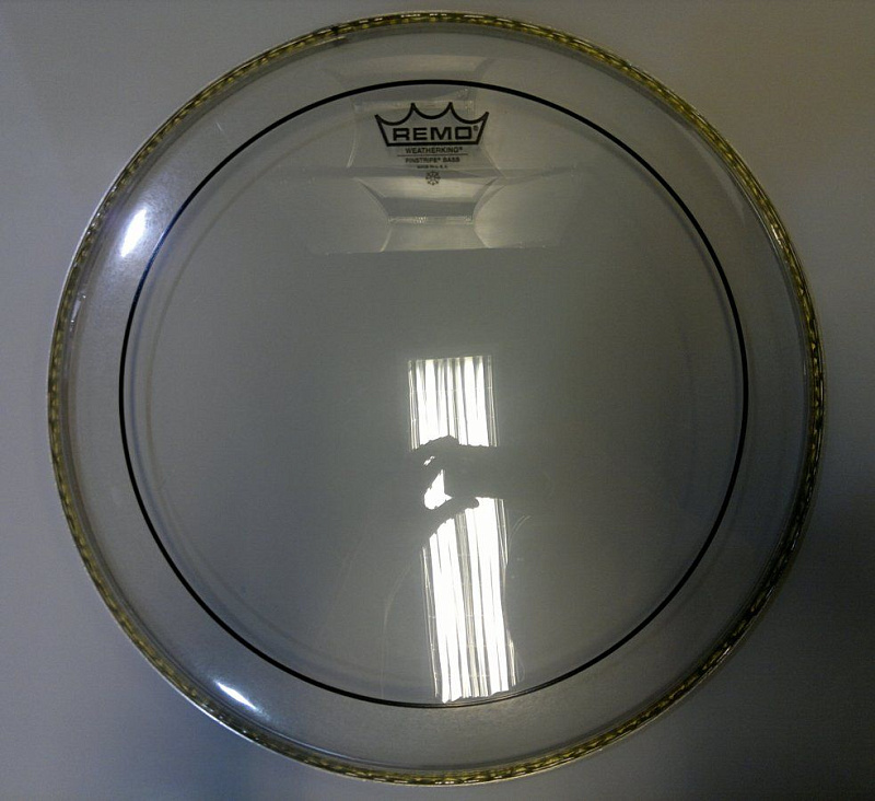 Фото Remo PS-1326-00  26" Pinstripe clear Пластик для бас барабана 
