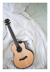 Укулеле баритон FLIGHT AURORA BARITONE EQ-A