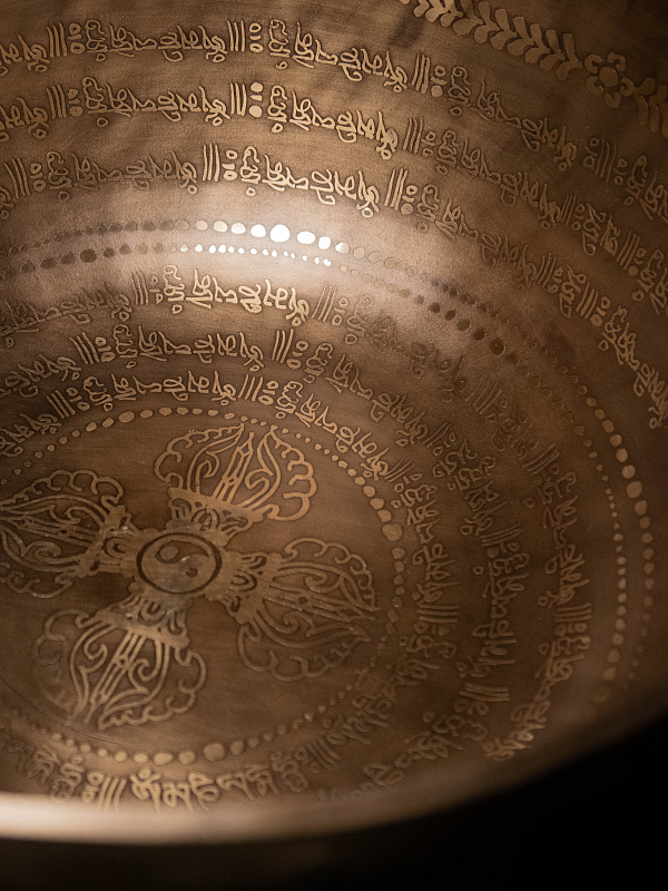 Фото Поющая чаша кованная Ething Carving - SBEC 35 