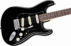 FENDER DELUXE STRAT PF BLK