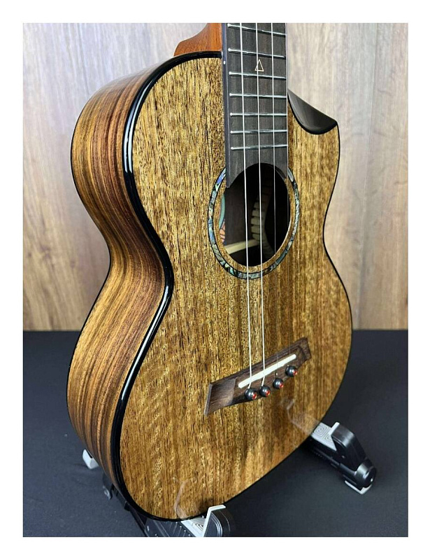 Фото Укулеле тенор FLIGHT MAIA Tenor EQ-A