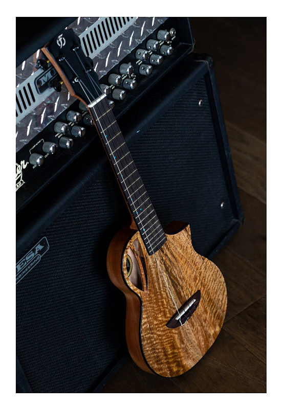 Фото Электроакустическая укулеле баритон FLIGHT AVIATOR Mango Baritone CE