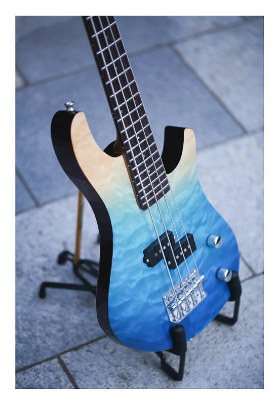 Фото Уменьшенная бас-гитара FLIGHT Mini Bass TBL, голубой