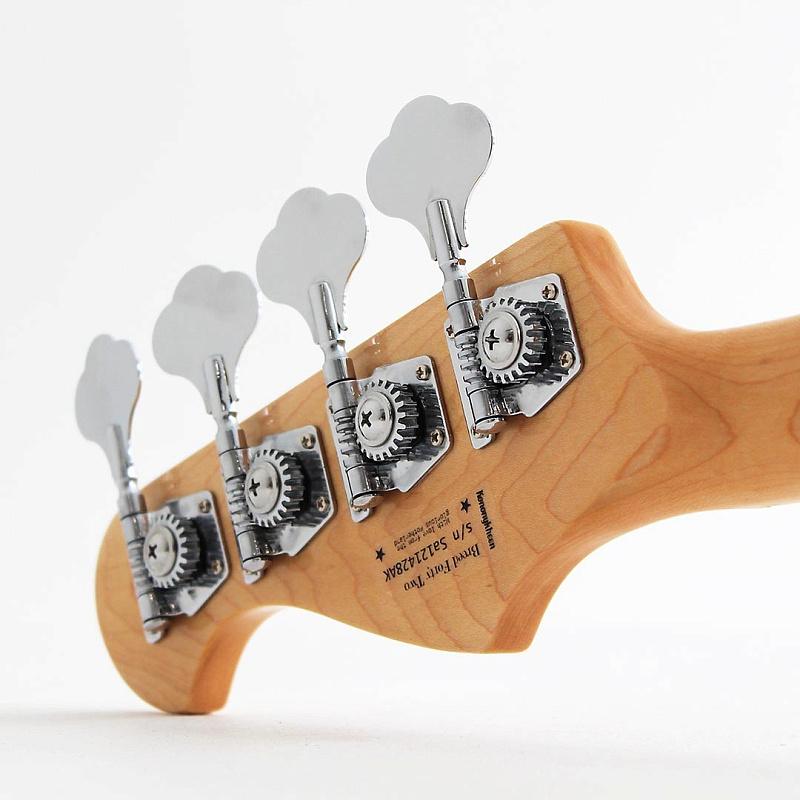 Фото Бас-гитара Kononykheen Guitars BREED-42-bass, оранжевая