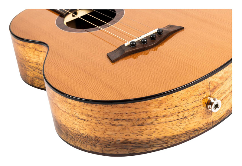 Фото Укулеле баритон FLIGHT LILY Baritone EQ-A