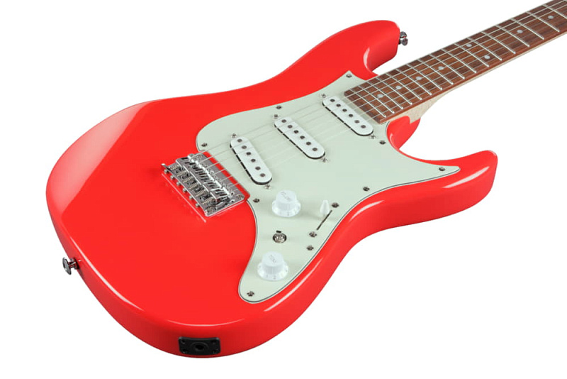 Фото IBANEZ AZES31-VM
