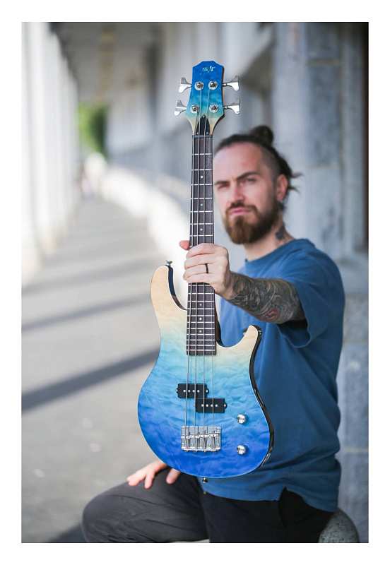 Фото Уменьшенная бас-гитара FLIGHT Mini Bass TBL, голубой