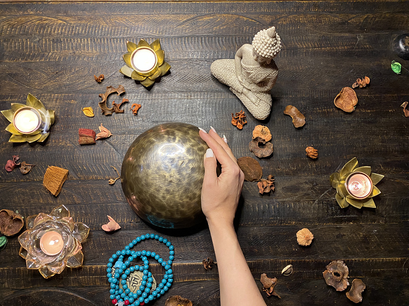 Фото Поющая чаша кованая Full Moon - SBMN Тёмная 25