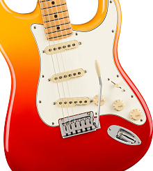 FENDER Player Plus STRAT MN Tequila Sunrise