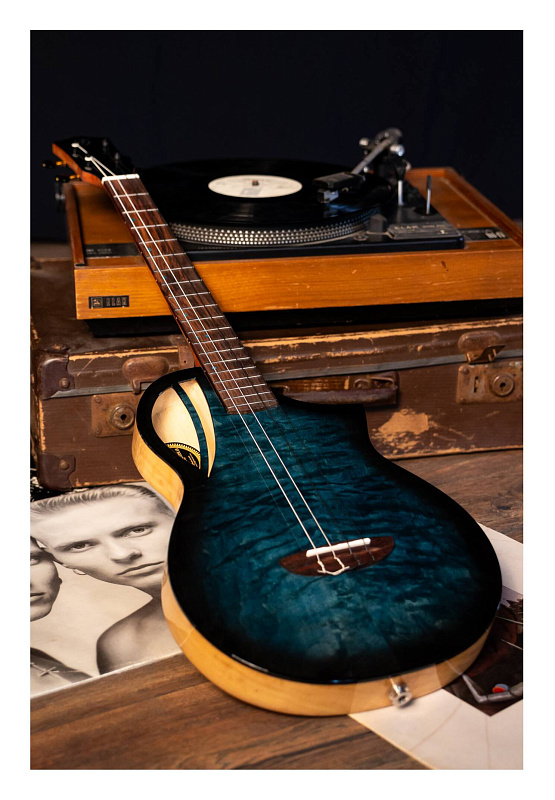 Фото Укулеле баритон FLIGHT AVIATOR QM Baritone CE