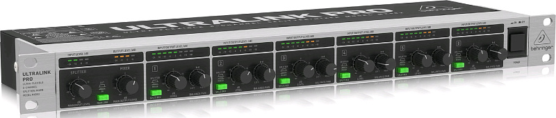 Фото Микшерный пульт Behringer MX882 V2